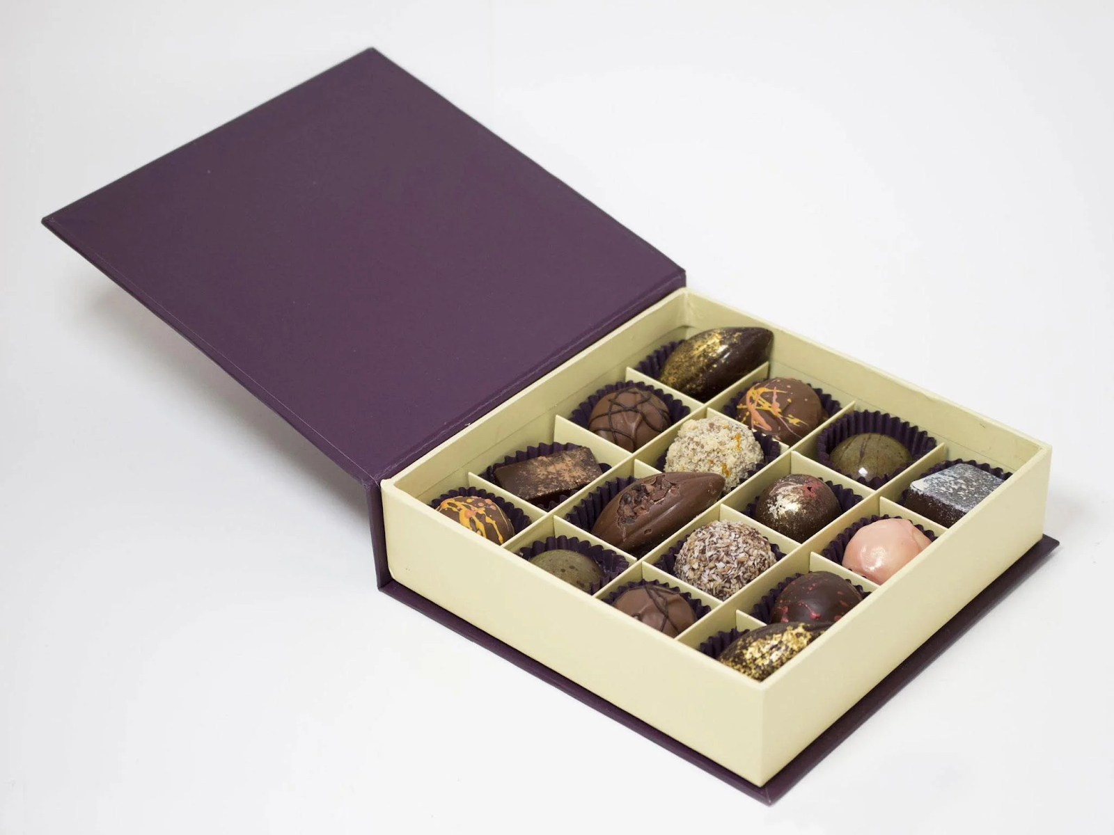 How Chocolate Brands Use Magnetic Closure Boxes for Premium Appeal