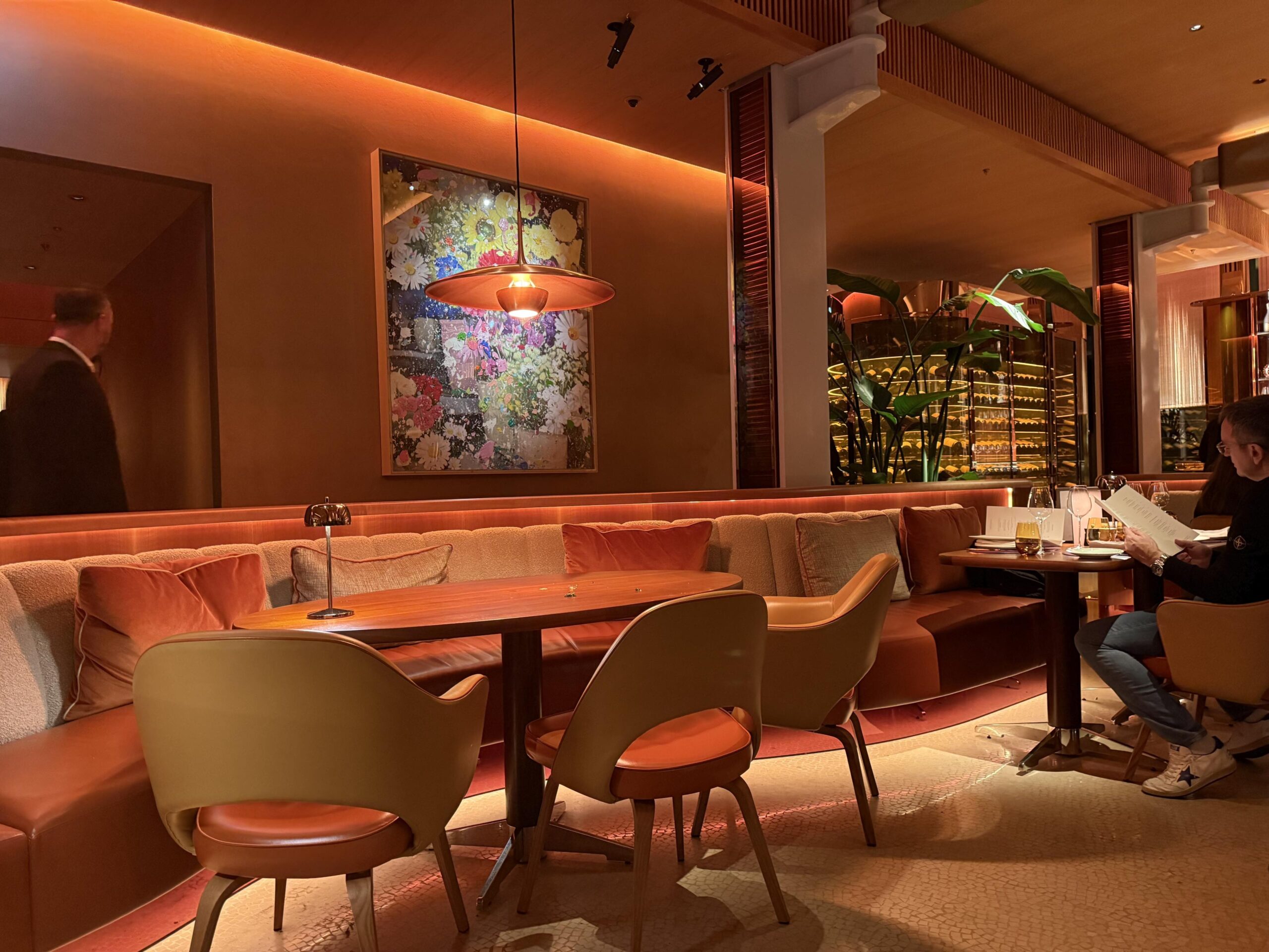 How Metal Bistro Stools and Tables Are Shaping London’s Bistro Scene
