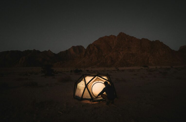 A Complete Guide to Becoming a Camp Counselor: Skills, Jobs & Opportunities in 2025