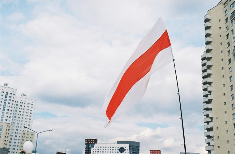 How to Wear Trapstar Polska Streetwear Every Day
