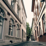 What’s the Difference Between Precast and Traditional Concrete?