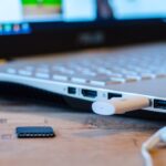 Compatibility or User Loyalty? Why manufacturers don't like universal solutions